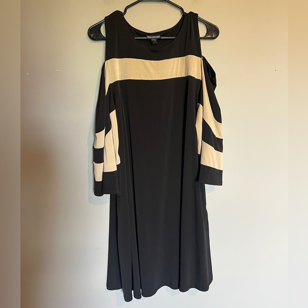 Nina Leonard Dress Size Large